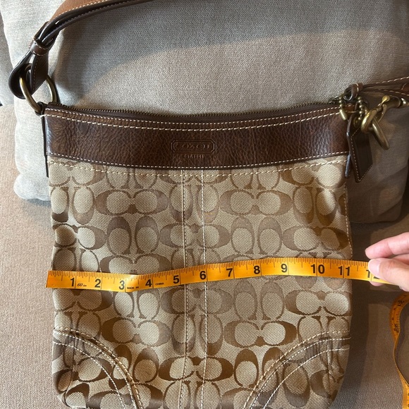 Coach shoulder bag - Picture 7 of 10
